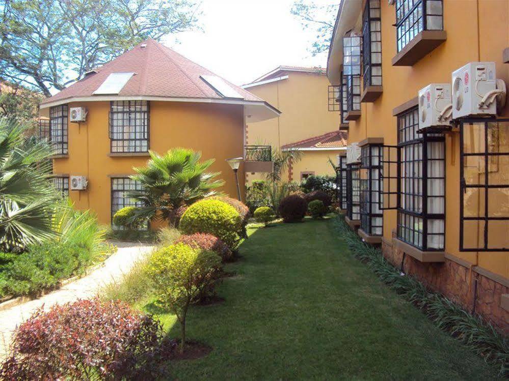 Silver Springs Hotel คัมพาลา ภายนอก รูปภาพ