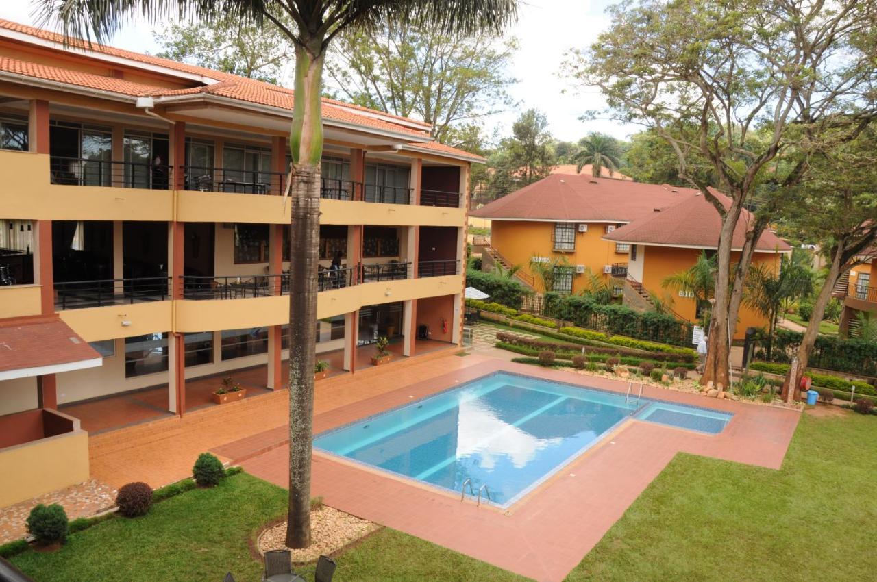 Silver Springs Hotel คัมพาลา ภายนอก รูปภาพ