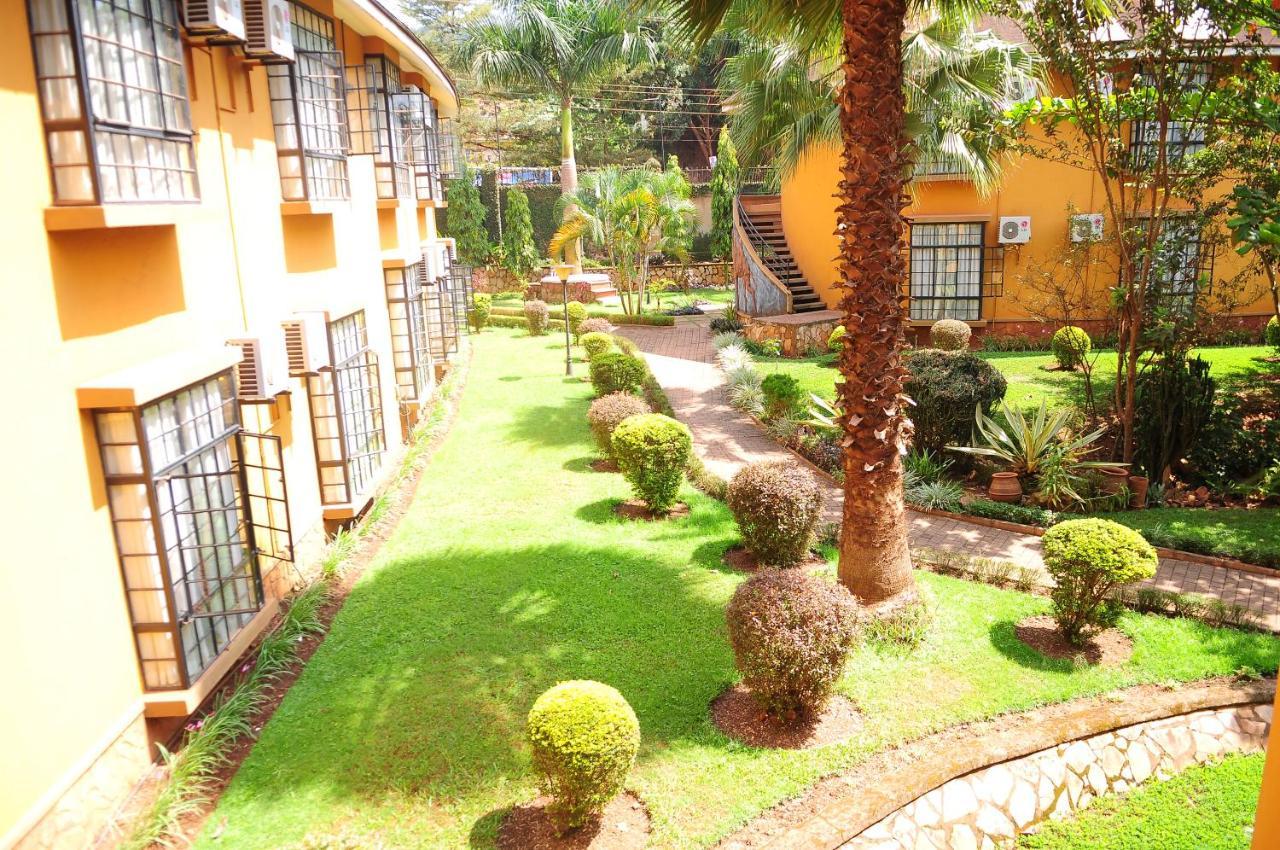 Silver Springs Hotel คัมพาลา ภายนอก รูปภาพ